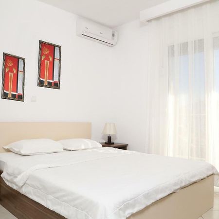 Sinanis Family Apartments เกราโมตี ภายนอก รูปภาพ