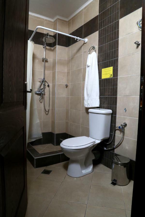 Sinanis Family Apartments เกราโมตี ภายนอก รูปภาพ
